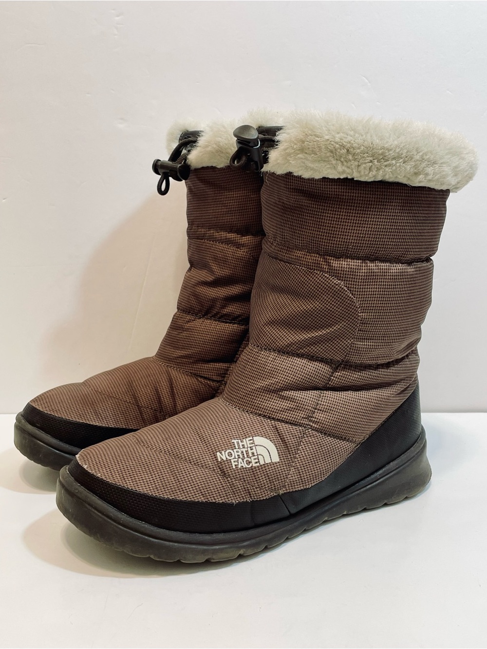 The North Face Nuptse Bootie Fur IV Brown and Black - Faux Fur Lining - Size 7